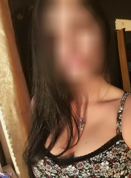 Nathalie, 31