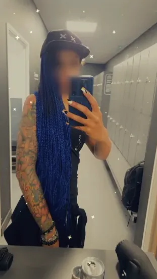 Sanni, 34