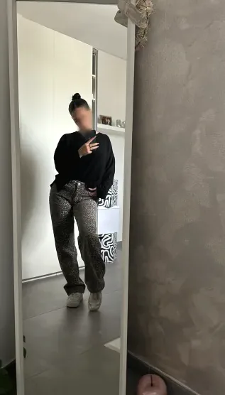 Tuula, 21